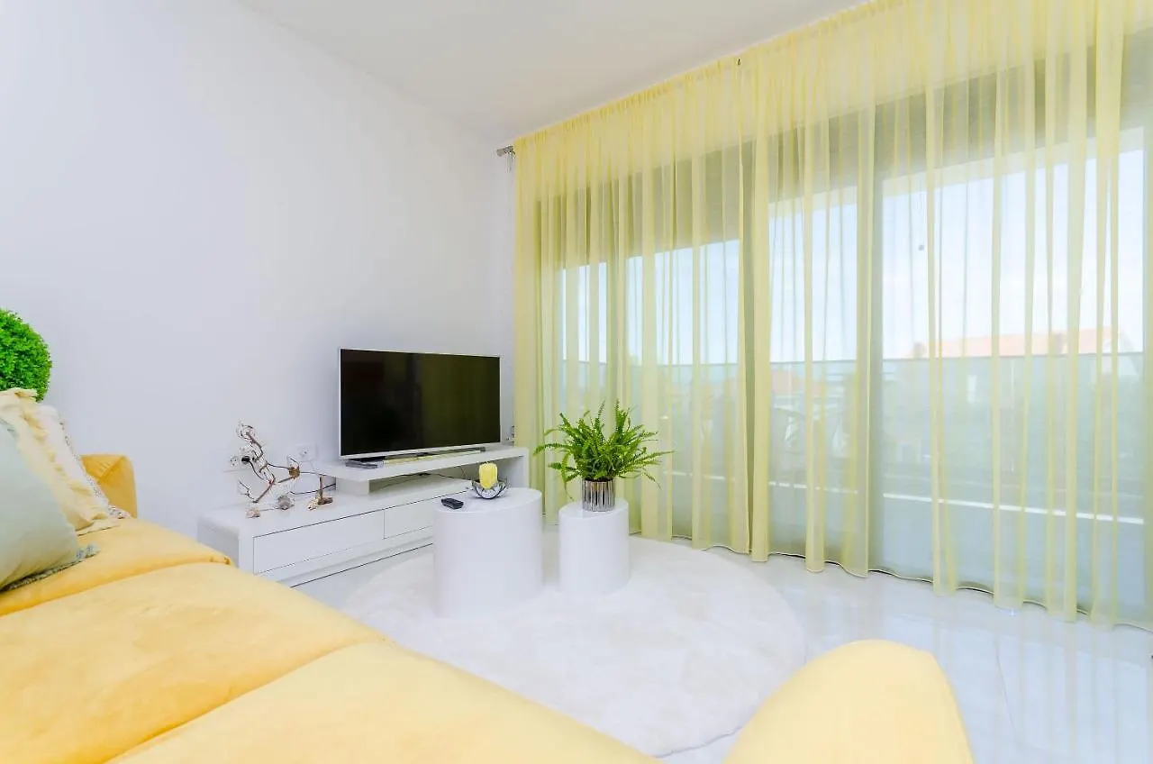 Apartment Linda Trogir